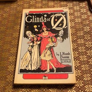 Book Glinda of Oz